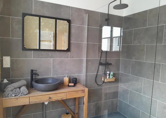 Des Arts - Bande Dessinee Dans Le Perche Διαμέρισμα